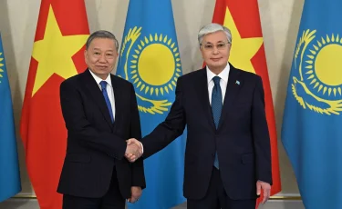 Касым-Жомарт Токаев и То Лам провели переговоры в узком составе