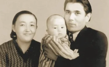 День матери: Президент поделился личными воспоминаниями о маме