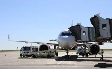 Алматы әуежайында тәртіпке бағынбаған жолаушы жауапқа тартылды