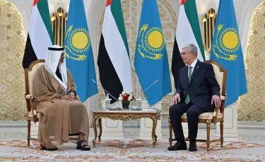Президент встретился с Наследным принцем Абу-Даби шейхом Халедом бен Мухаммедом бен Заидом Аль Нахаяном