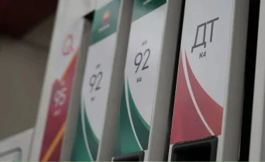 Как казахстанских аграриев обеспечивают доступными ГСМ