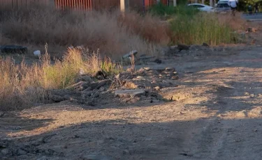 Шенеуніктердің уәдесінен шаршадық: жол азабын тартқан атыраулықтар шу шығарды