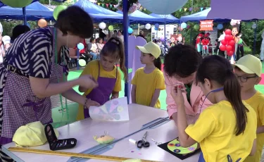 Жұмысшы мамандықтар қаласы: Алматы мектептерінде жазғы лагерь жұмысы басталды