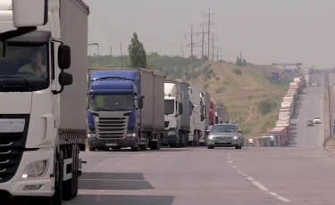 В Астане усилен контроль за грузовым транспортом