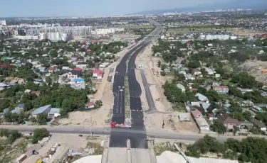 В Алматы открыто движение на пробивке проспекта Абая