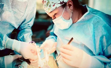 В Алматы вернули зрение двум пациентам путем трансплантации роговицы