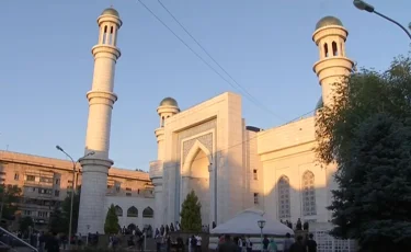 Құрбан айт: Алматыда мал сойып-таратуға арнайы 12 мешіт белгіленді