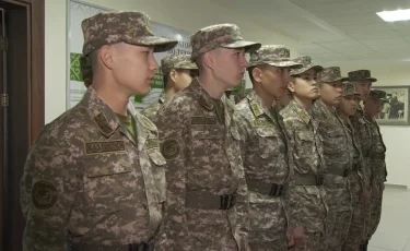 Әскерге шақырылғандарды мәжбүрлеп алып кету әрекеті: Қорғаныс министрлігі жауап берді