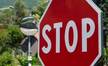 Алматыда Оңғарсынов көшесінің бір бөлігінде көлік қозғалысы уақытша шектеледі