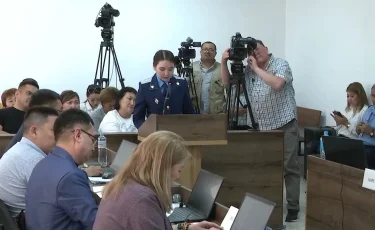 Өлімге айыпты адамды өмір бойы бас бостандығынан айыру керек: сот отырысында Шерзаттың анасының пікірі оқылды