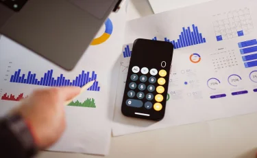 Аким Алматы поручил обеспечить развитие приоритетных отраслей экономики