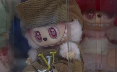 Құбыжық-ойыншық: сәнге айналған Лабубу бала психикасына қалай әсер етеді