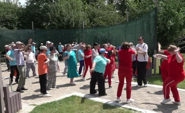 Какую помощь оказывают пенсионерам с инвалидностью в Алматы