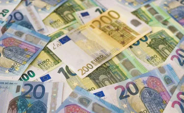 Официальный курс валют в Казахстане на 25 июня