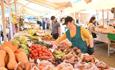 Алматыда өткен демалыс күнгі жәрмеңкелерге жарты миллион адам қатысты