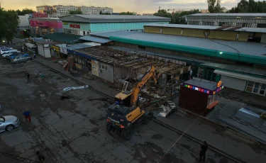 В Алматы начали снос рынка «Арыстан»