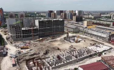 Падение с высоты: семье погибшего крановщика выплатят компенсацию