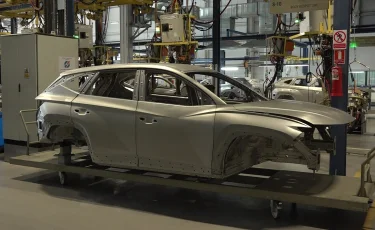 Два автомобильных завода планируют запустить в Казахстане до конца года