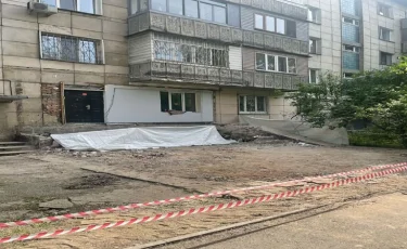 Очередную незаконную пристройку снесли в Алматы