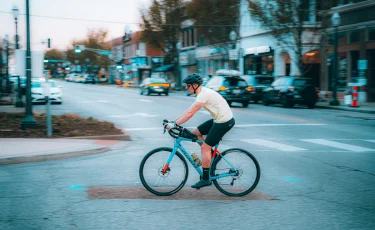 Велосипедист погиб при столкновении с автомобилем в Астане