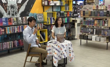 Отандық әдебиеттің 100 үздік кітабы - сауалнамаға қатысушылар марапатталды