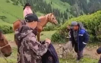 Құтқарушылар жоғалып кеткен аңшыны тапты
