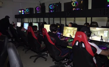 Түнде уақытылы ұйықтамайтын жасөспірімдер неге ашуланшақ болады