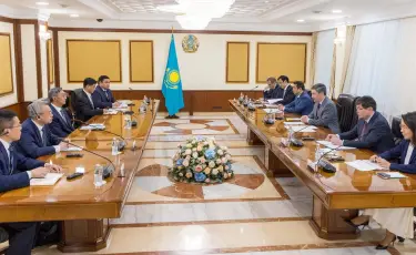 Олжас Бектенов ICBC басшысымен 1 млрд юань инвестиция тарту мәселесін талқылады