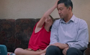 "Особенный доктор": в казахстанский прокат вышел уникальный фильм с участием детей с синдромом Дауна