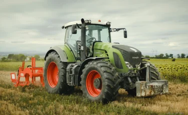 Ақмолада күзетшіні трактор басып кетті