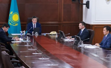 Олжас Бектенов провел заседание Совета Евразийского банка развития