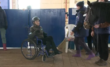 Из инвалидного кресла – в седло: история воли и победы Елены Шишаевой