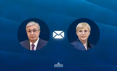 Глава государства поздравил Президента Словении с Днем государственности
