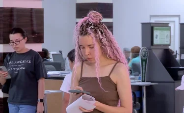 Жасөспірімдер неше жастан бастап жұмыс істей алады