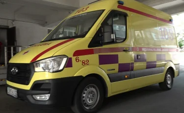 Жантүршігерлік жол апаты: бір адам қаза тауып, 3 тұрғын ауруханаға жеткізілді