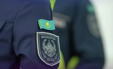 Ішкі істер министрі Қазақстан полициясы күнімен құттықтады