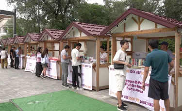 BOOK VIBE: Алматыда кітап көрмесі өтті