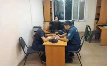 Семейде автобус жүргізушісіне қол көтерген адам ұсталды