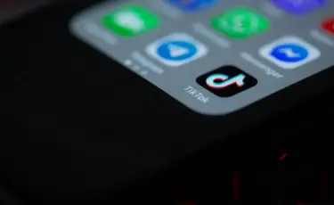 TikTok арқылы құмар ойын ұйымдастырған екі тұрғынға қатысты тергеу аяқталды