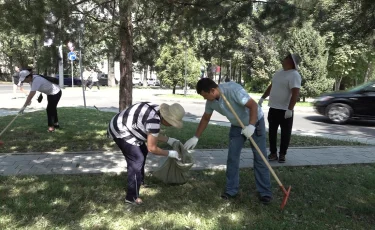 Тaзa Қазақстан: Алматыдағы Абай даңғылы тазартылды