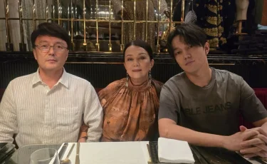 Семейное фото Димаша Кудайбергена растрогало поклонников