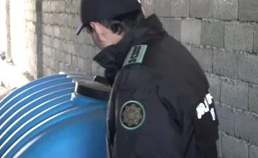 Граница — не помеха: как через тоннель под землёй вывозили горючее за рубеж