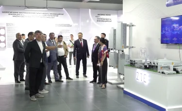 Наука, инновации и признание: народные избранники посетили ведущий вуз страны