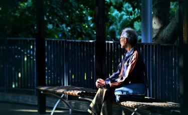 Павлодар облысында зейнеткер ішіп алып, куәлігінен айырылды