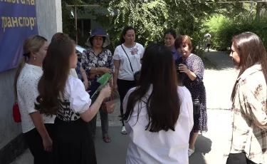 Тіршілік нәрінен тарықтық: аптап ыстықта апталап су көрмеген ағайын әкімдік алдына жиналды