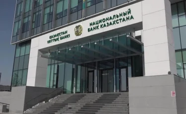 Нацбанк предупредил о вовлечении мошенниками казахстанцев в схемы «дропперства»