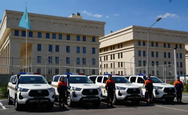 ТЖМ басшысы құтқарушыларға пәтер мен қызметтік автокөліктердің кілтін табыс етті