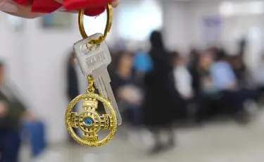 Свыше 200 алматинцев, проживавших в ветхих домах, получили ключи от новых квартир