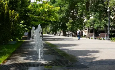 Жазғы ыстықта қандай тағамдардан уланып қалу қаупі бар