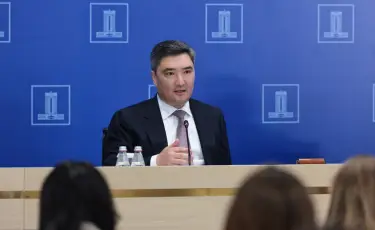 Көші-қон саясаты: Олжас Бектенов министрлерге бірнеше міндет жүктеді